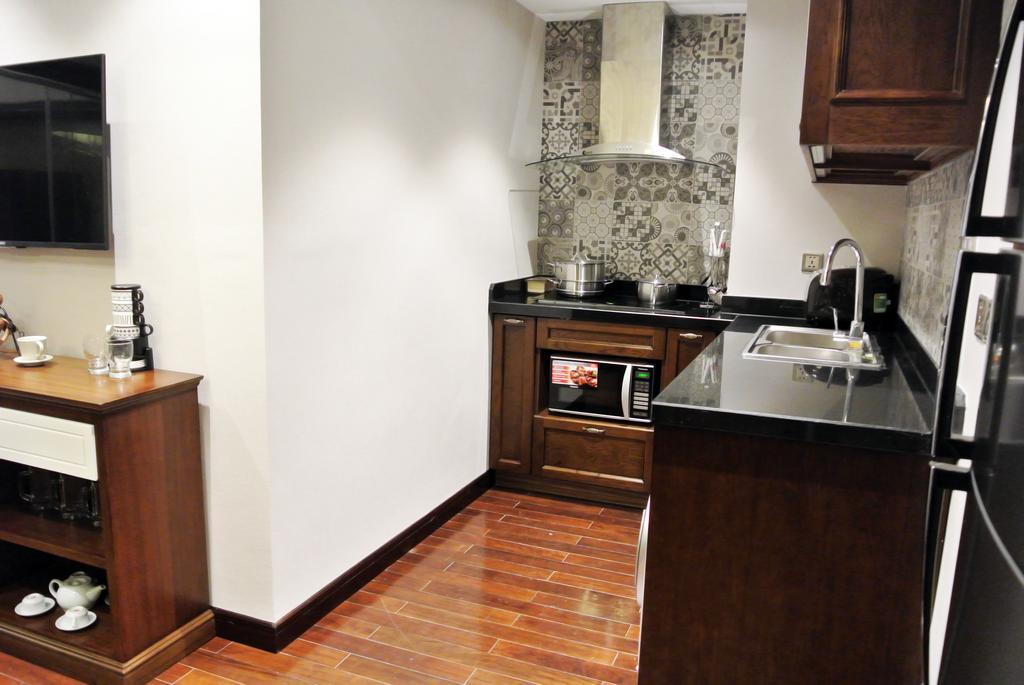 Jb Serviced Apartment Hanoi Exterior photo